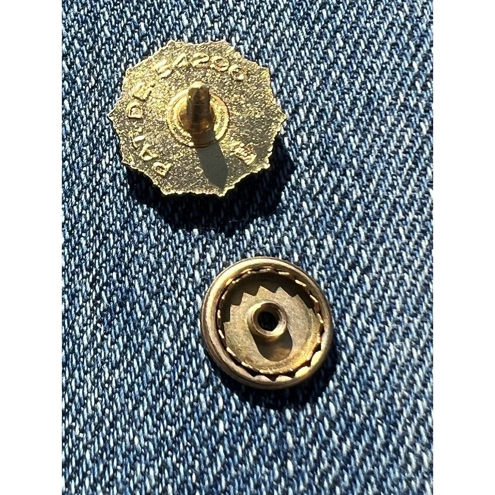 Vtg American‎ Legion Screw Back Gold Tone Lapel Pin